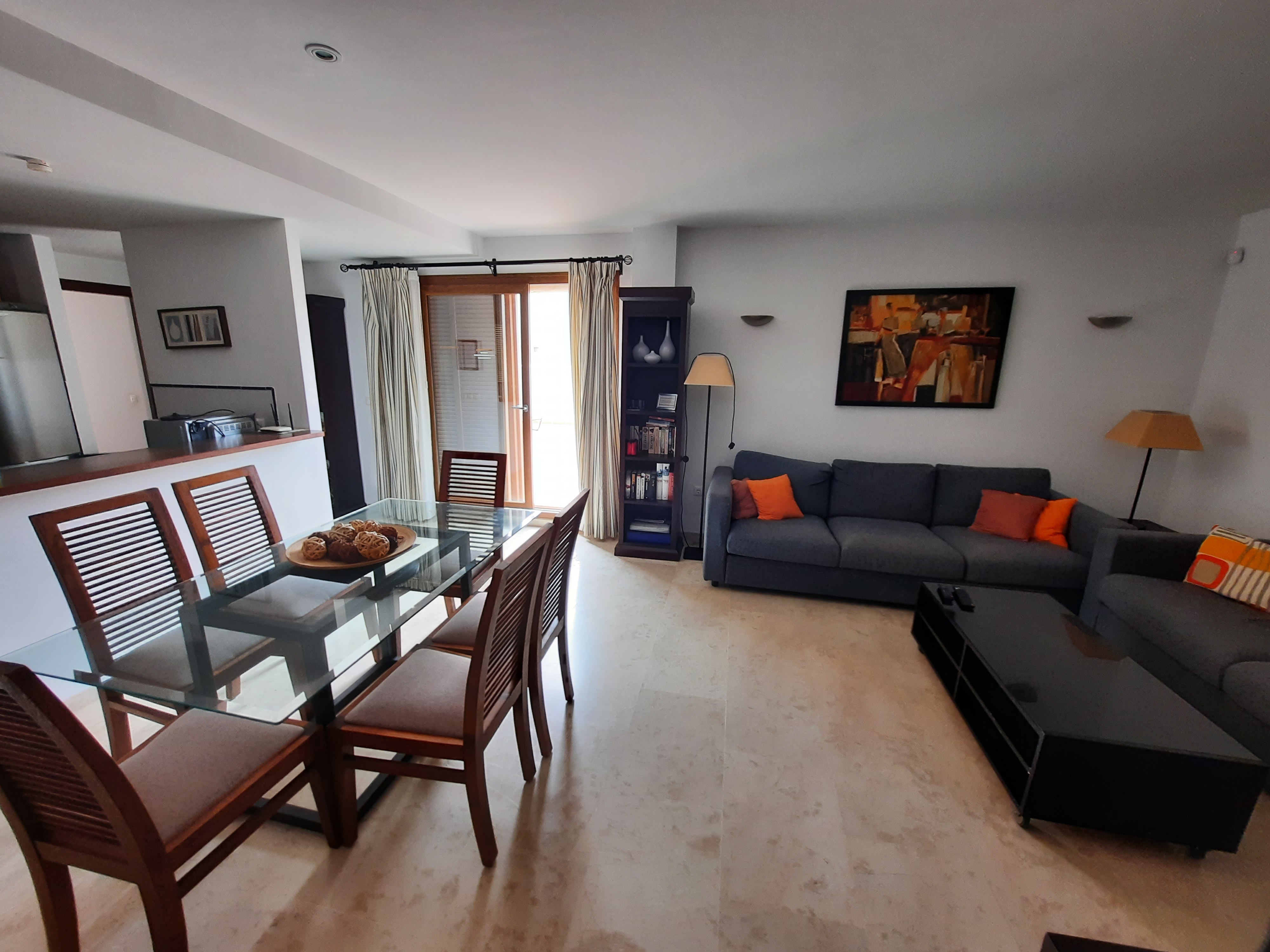 Interiør i leilighet i Punta Prima, Torrevieja, Spania